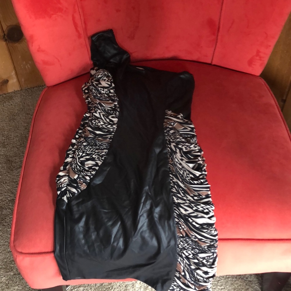 EUC Bebe dress size xxs Kardashian